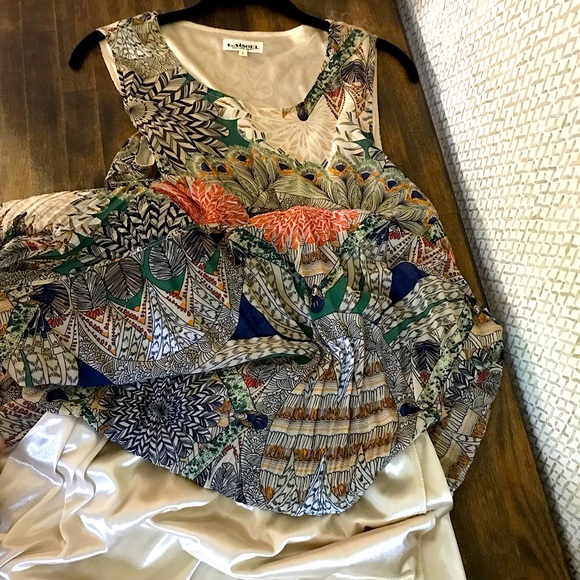 Flowy Accordion Pleat Midi Dress - Picture 5 of 5